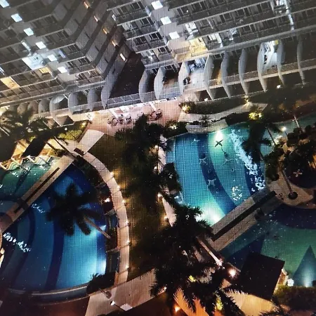 Shell Residences Moa, Near Airport, Fast Wifi