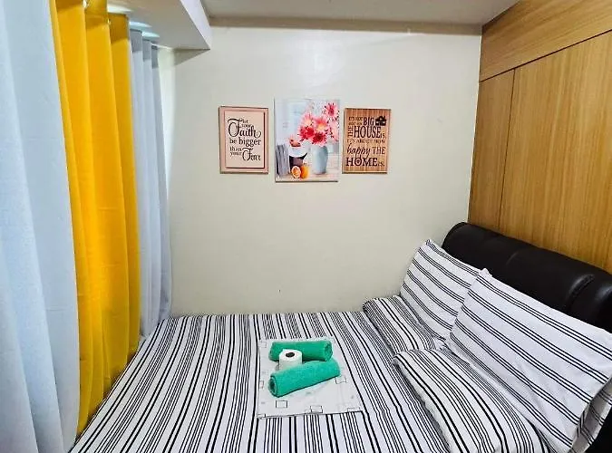 Aparthotel Shell Residences Moa, Near Airport, Fast Wifi *