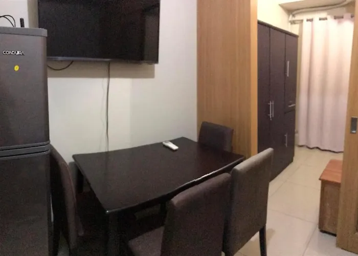 Aparthotel Shell Residences Moa, Near Airport, Fast Wifi *