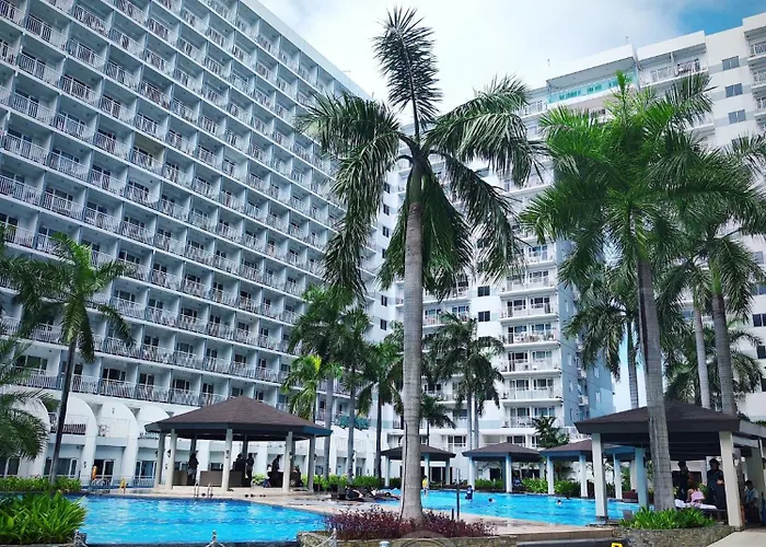 Aparthotel Shell Residences Moa, Near Airport, Fast Wifi *